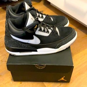 Special Edition Jordan 3 tinker black cement